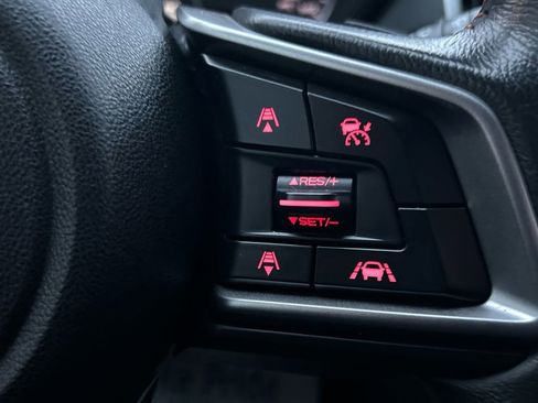 Used 2019 Subaru Crosstrek 2.0i Limited w/ Moonroof Package w/Navigation image 33