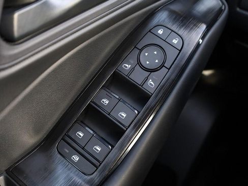 New 2026 Nissan Rogue S image 17