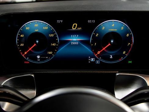 Certified 2022 Mercedes-Benz GLB 250 GLB 250 image 17