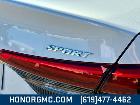 Used 2024 Honda Civic Sport image 9
