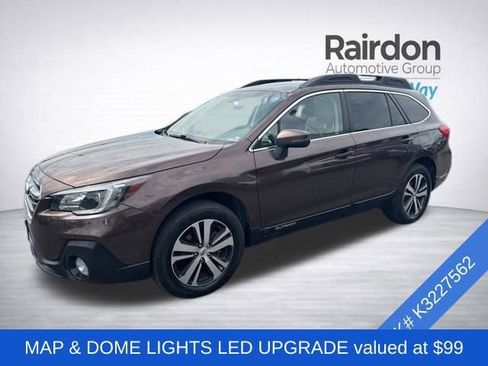 Used 2019 Subaru Outback 2.5i Limited AWD/4WD image 3