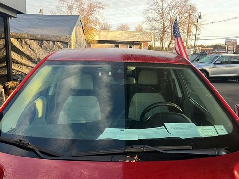 Used 2020 Chevrolet Equinox LT image 18