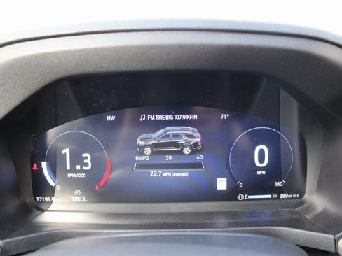 Used 2025 Ford Explorer Active image 23