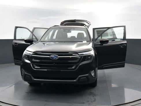 Used 2026 Subaru Forester Touring image 38