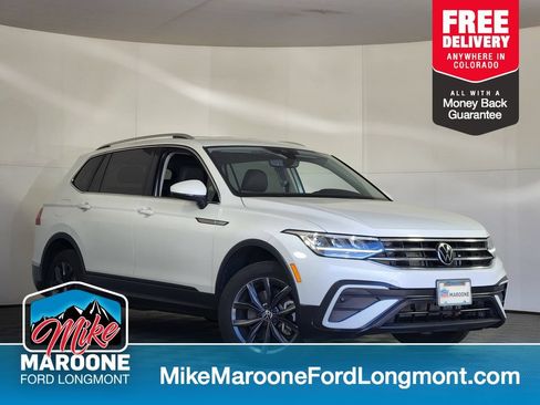 Used 2023 Volkswagen Tiguan SE FWD image 1
