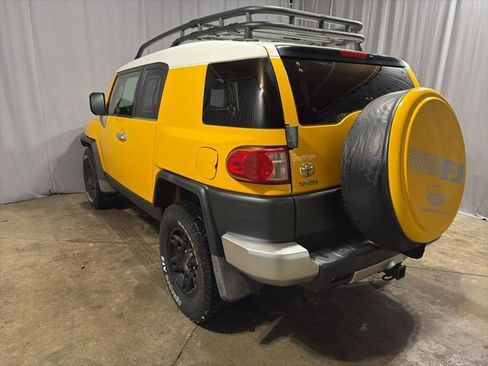Used 2007 Toyota FJ Cruiser 4WD image 4