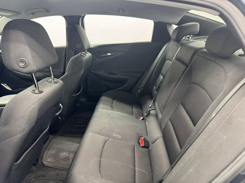 Used 2021 Chevrolet Malibu LT FWD image 10