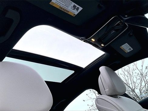 Certified 2025 Mercedes-Benz C 300 4MATIC Sedan image 30