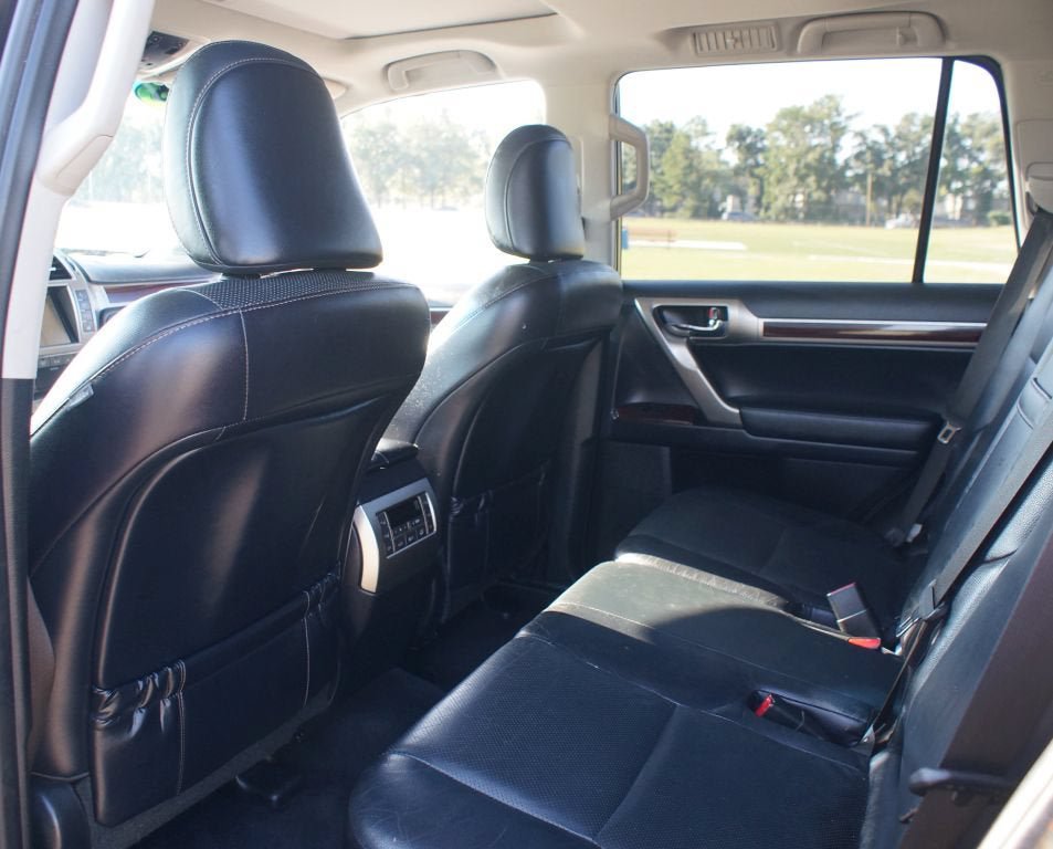 Used 2018 Lexus GX 460 Premium w/ Premium Package AWD/4WD image 12