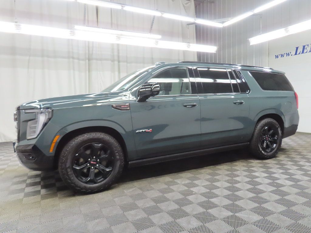 Used 2026 GMC Yukon XL AT4 Ultimate AWD/4WD image 7