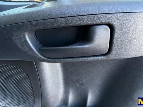 Used 2023 RAM ProMaster 2500 w/ Driver Convenience Group FWD image 21