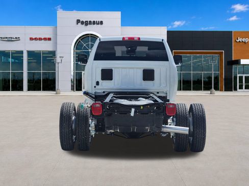 New 2026 RAM 5500 Tradesman w/ Chrome Appearance Group AWD/4WD image 8