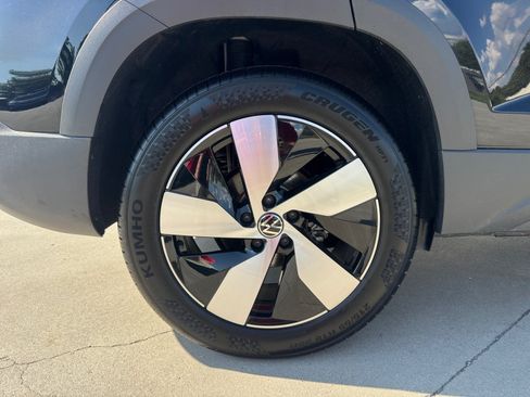 Certified 2025 Volkswagen Taos S AWD/4WD image 27