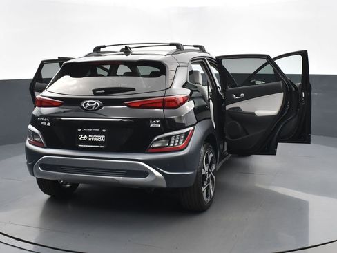 Used 2023 Hyundai Kona Limited AWD/4WD image 30