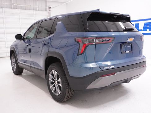 New 2026 Chevrolet Equinox LT w/ Safety and Technology Package image 9