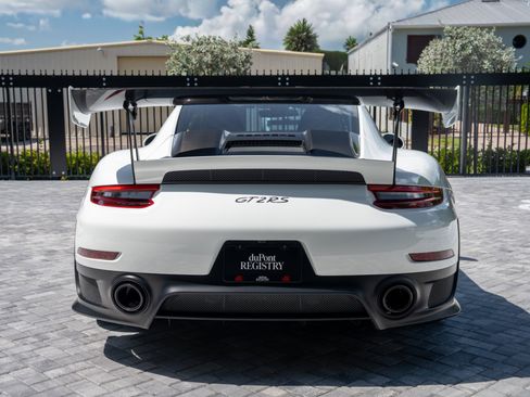 Used 2018 Porsche 911 GT2 RS RWD image 6