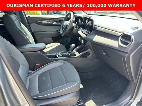 Certified 2025 Chevrolet TrailBlazer LT AWD/4WD image 9