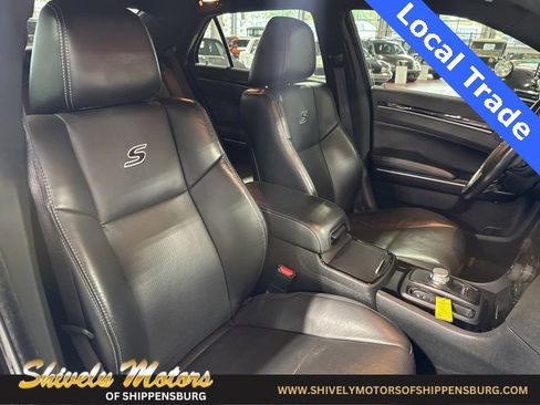 Used 2019 Chrysler 300 S w/ 300S Premium Group 2 image 41