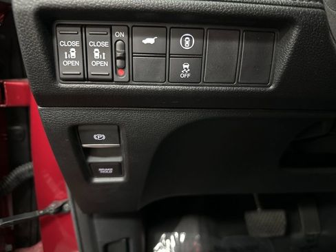 Used 2023 Honda Odyssey Sport image 30
