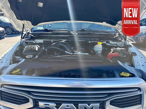 Used 2018 RAM 1500 Limited image 33