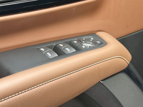 Used 2025 Chevrolet Tahoe High Country w/ Sun And Tow Package image 22