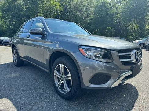 Used 2018 Mercedes-Benz GLC 300 4MATIC w/ Multimedia Package image 7