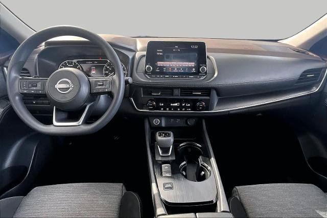 Certified 2023 Nissan Rogue SV FWD image 15