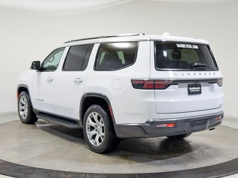 Used 2022 Jeep Wagoneer Series II w/ Convenience Group I image 5