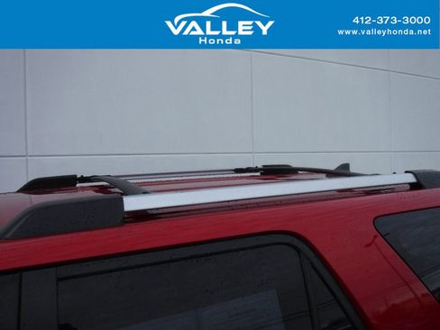 Used 2020 Toyota 4Runner SR5 image 3