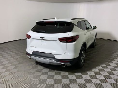 Used 2024 Chevrolet Blazer LT w/ Convenience Package image 8