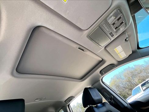 Used 2018 Honda CR-V EX-L image 14