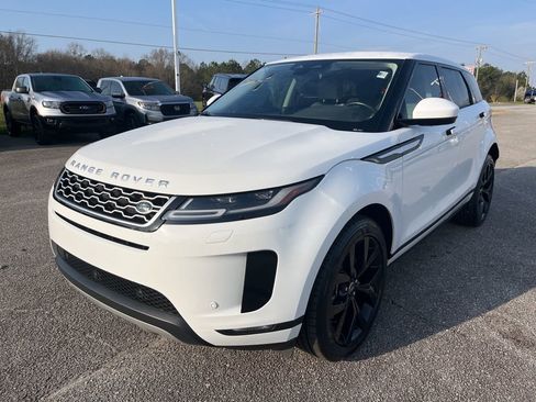 Used 2023 Land Rover Range Rover Evoque SE image 1