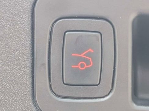 Used 2016 Tesla Model S AWD image 10