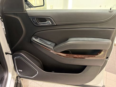 Used 2019 GMC Yukon SLT image 26