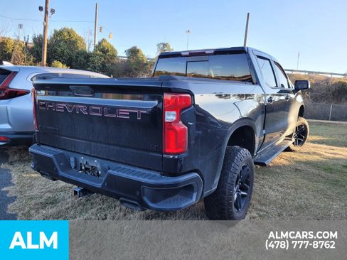 Used 2021 Chevrolet Silverado 1500 LT Trail Boss w/ LT Trail Boss Premium Package image 16