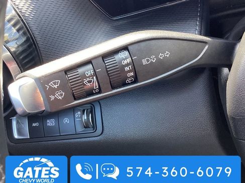 Used 2025 Chevrolet Equinox LT w/ Convenience Package II AWD/4WD image 27