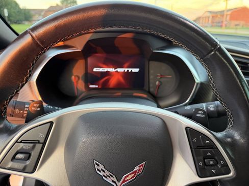 Used 2015 Chevrolet Corvette Z06 w/ 2LZ Preferred Equipment Group RWD image 36