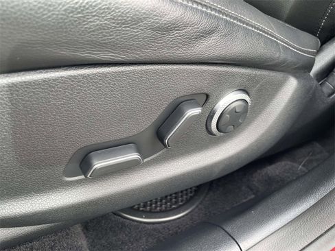 Used 2023 Genesis GV70 2.5T w/ Select Package image 21