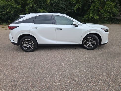 Certified 2023 Lexus RX 350 Premium w/ Cold Area Package AWD/4WD image 17