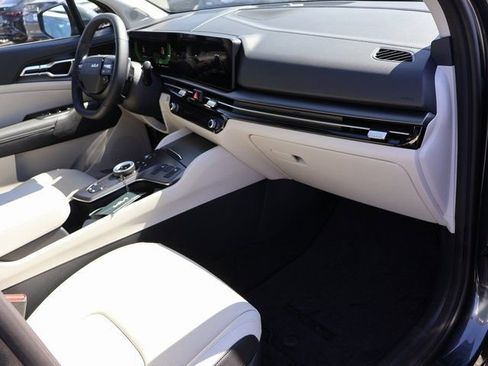 New 2026 Kia Sportage EX image 10