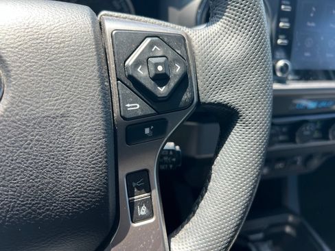 Used 2021 Toyota Tacoma SR5 RWD image 20