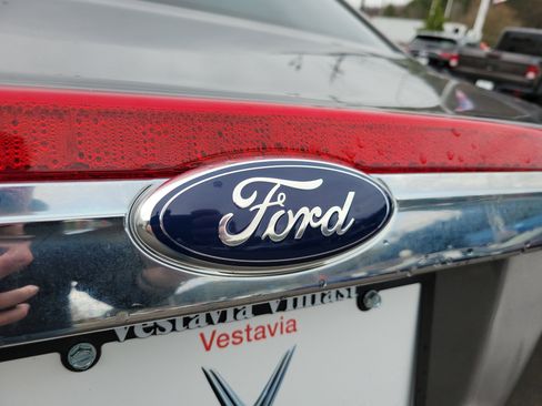 Used 2012 Ford Fusion SEL image 11