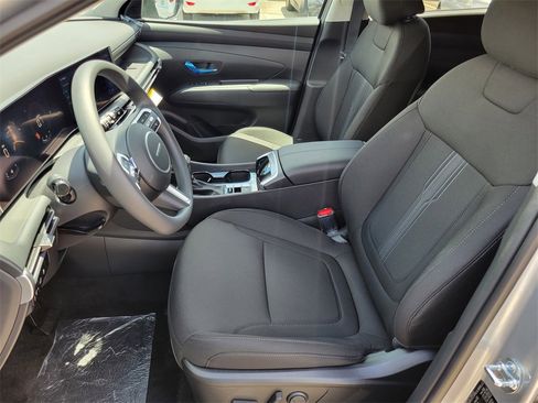 New 2025 Hyundai Tucson SEL image 11