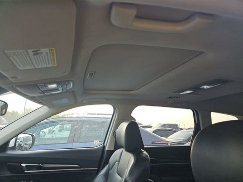 Certified 2025 Kia Telluride S image 17