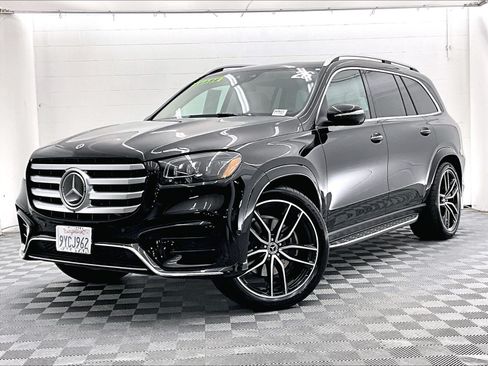 Used 2026 Mercedes-Benz GLS 450 4MATIC image 13