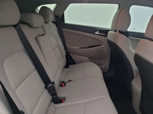 Used 2019 Hyundai Tucson SE FWD image 19