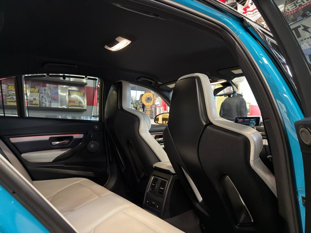 Used 2018 BMW M3 RWD image 28
