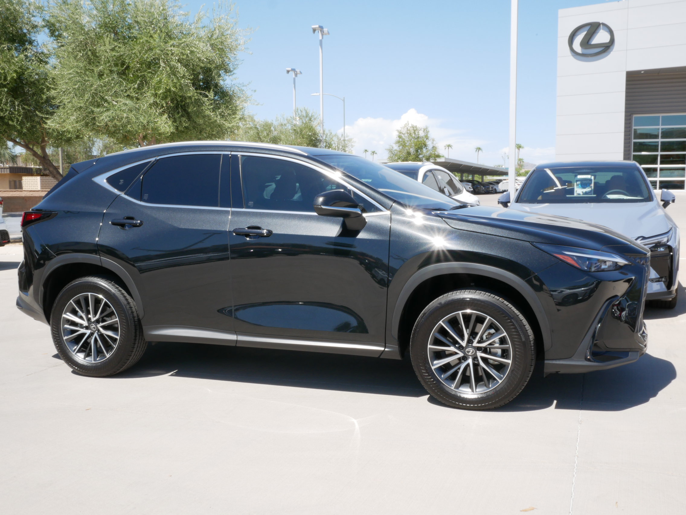 Used 2026 Lexus NX 350h AWD w/ Accessory Package (Z1) image 15