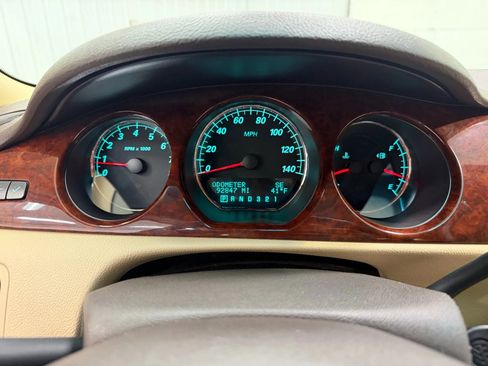 Used 2007 Buick Lucerne CXL image 20