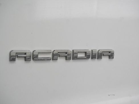 Used 2019 GMC Acadia SLT AWD/4WD image 32